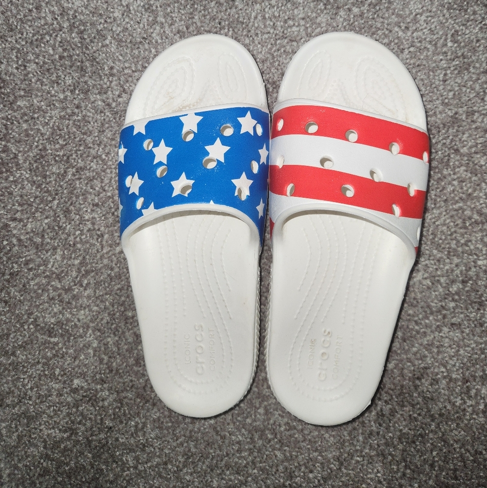 Women's Crocs Classic Women's American Flag Slide Sandals Size 7
